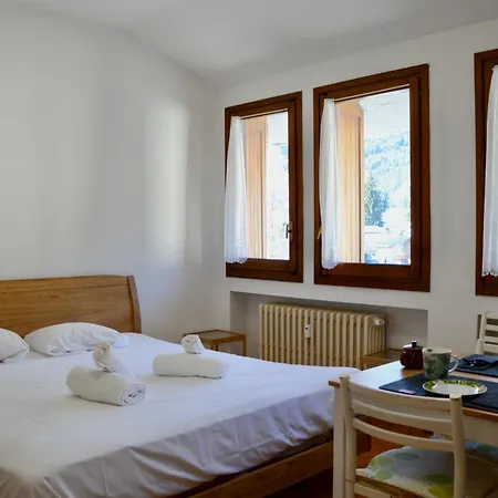 Hostdomus - Florence شقة *